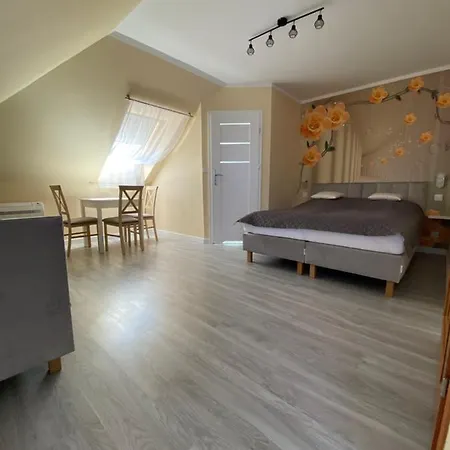 Goscinne Nad Zalewem Swim Międzywodzie