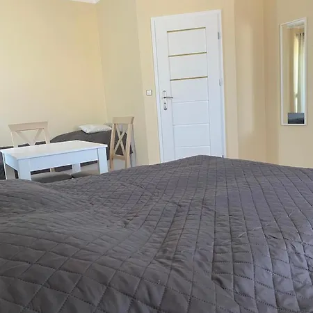 Kwatera prywatna Goscinne Nad Zalewem Swim Międzywodzie